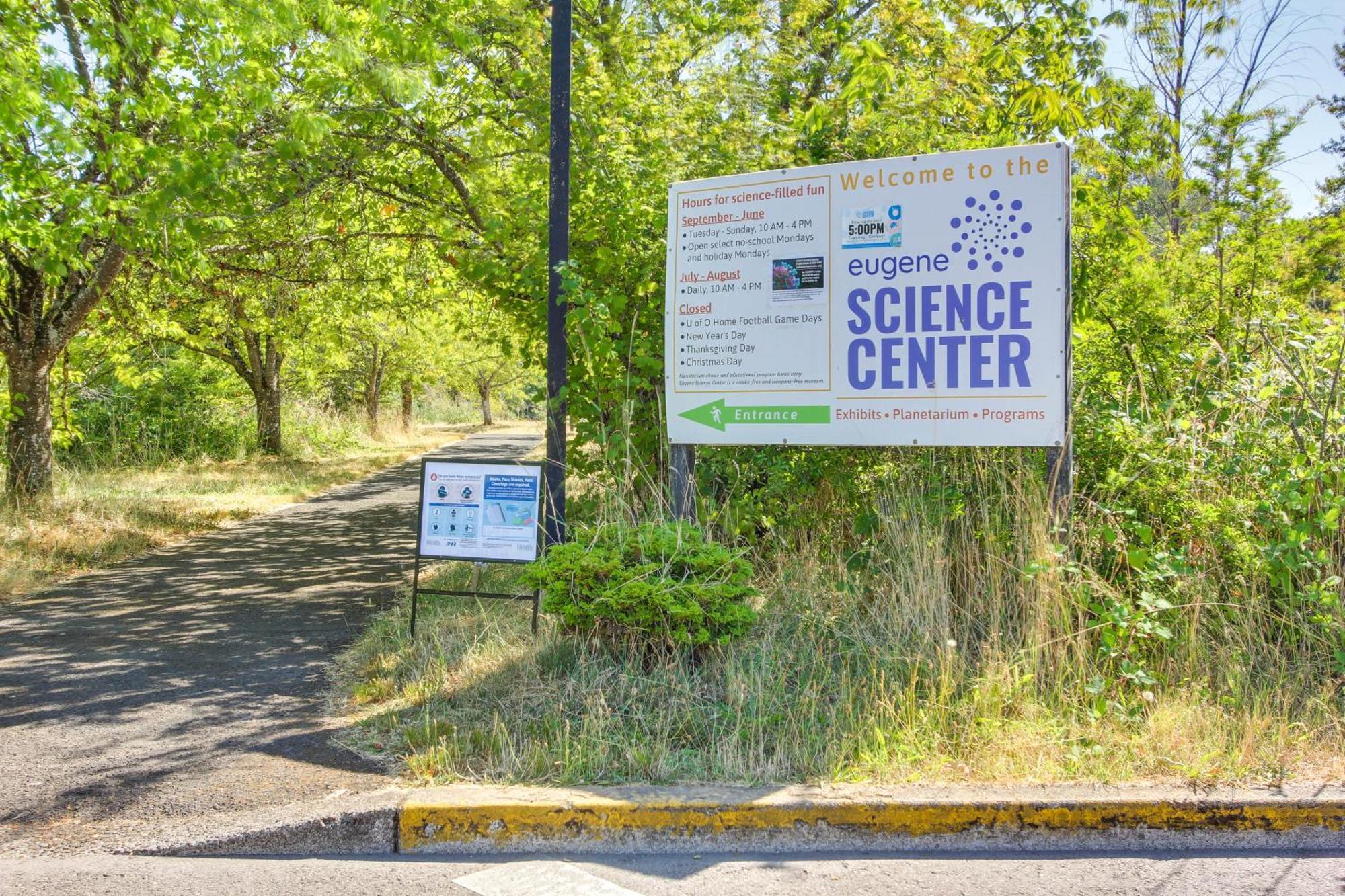 Pet-Friendly Home With Grill, 2 Mi To Autzen Stadium スプリングフィールド エクステリア 写真