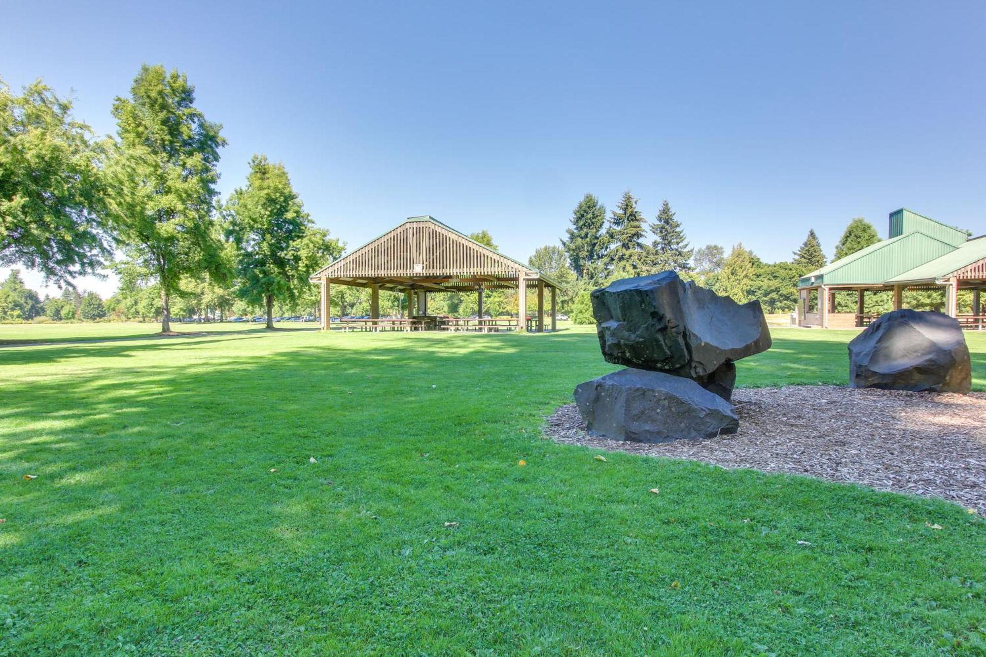 Pet-Friendly Home With Grill, 2 Mi To Autzen Stadium スプリングフィールド エクステリア 写真